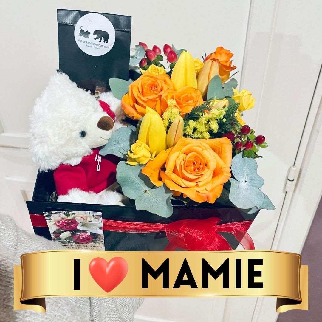 Composition Florale Surprise: Fleurs, Ourson et Chocolats