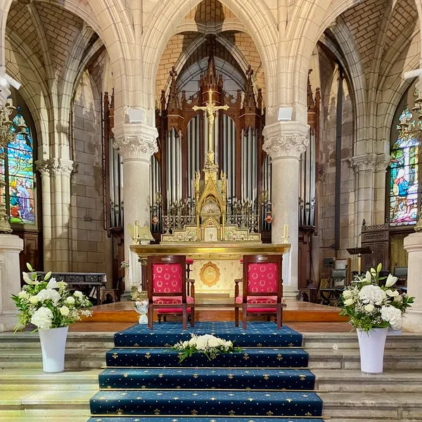 Cérémonie d'Église à personnaliser 3